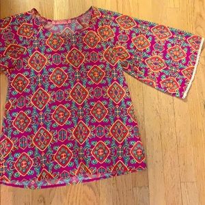 Colorful, patterned top!